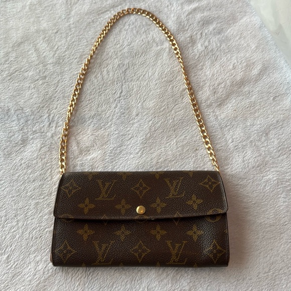 Louis Vuitton Handbags - LOUIS VUITTON Monogram LV Canvas Leather Sarah Long Clutch Wallet Snap Closure